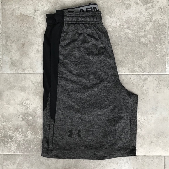 Under Armour Other - Underarmour Mens Athletic Shorts Size Medium